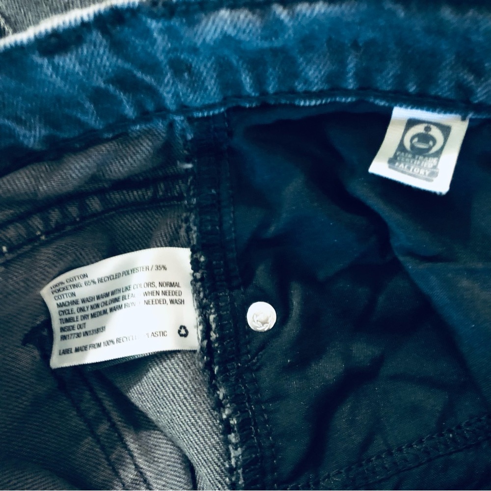 Universal Thread Jeans - Picture 3 of 7